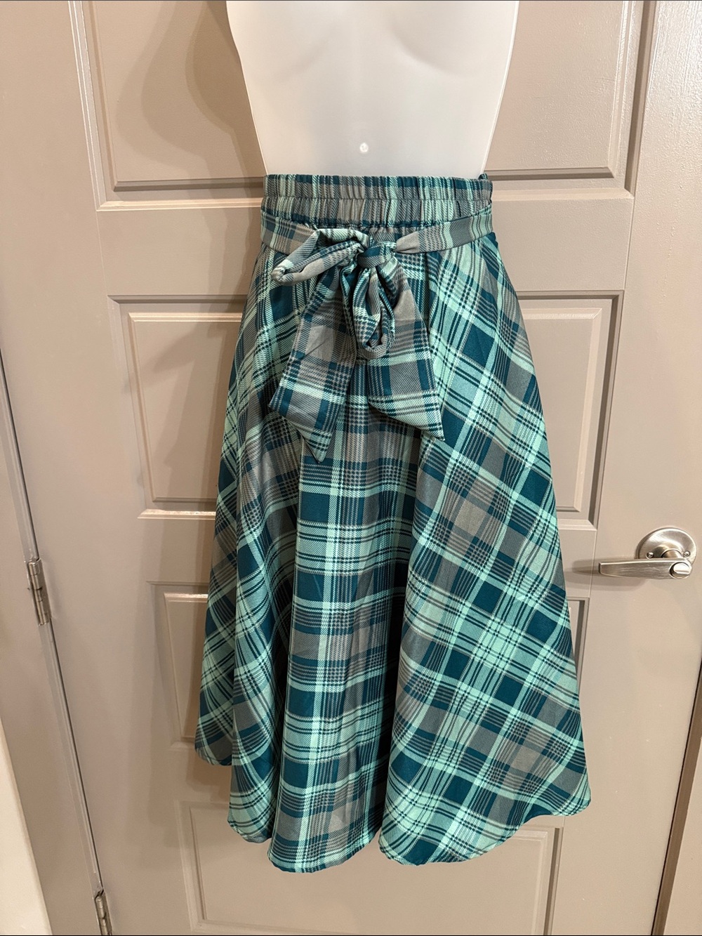 Plaid Tie-Waist Midi Skirt in Teal and Gray